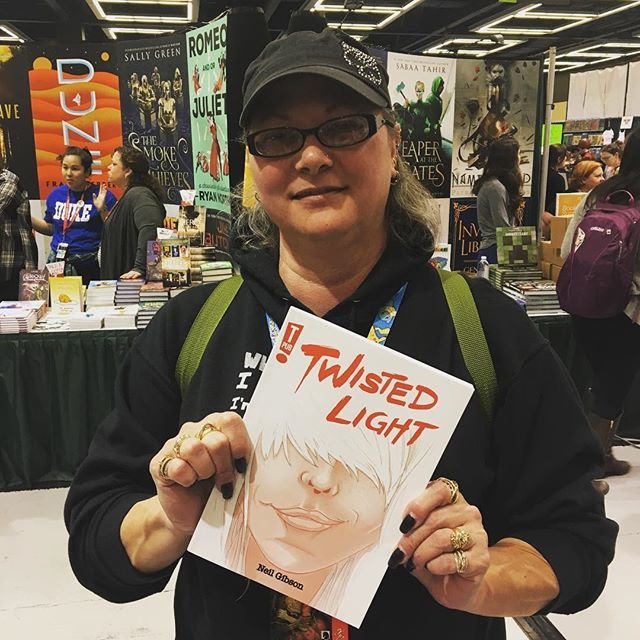 NGTwistedComics's tweet photo. This lady just paid $50 for the last copy of #TwistedLight for her daughter so I’m giving her an unreleased story! #biddingwar #lovelyparent https://t.co/DK5co7I6aB https://t.co/zIhHKQGc5i