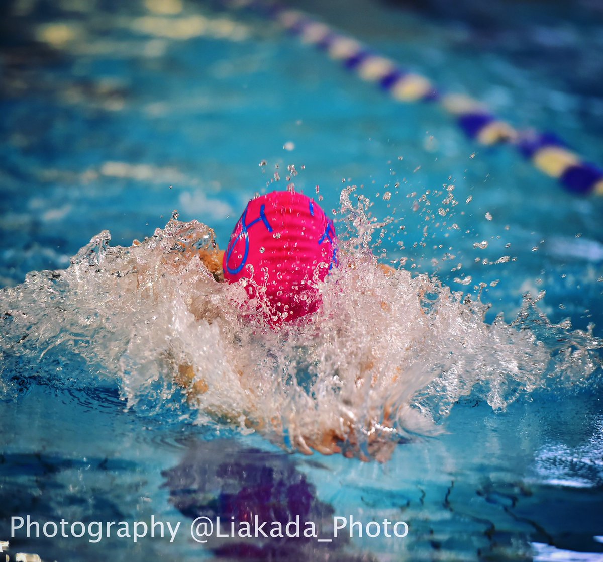 tiideswim's tweet photo. New swim cap announced tomorrow...👀 Stay posted 👊🏼📸 - @Liakada_Photo https://t.co/6dljts2ySK