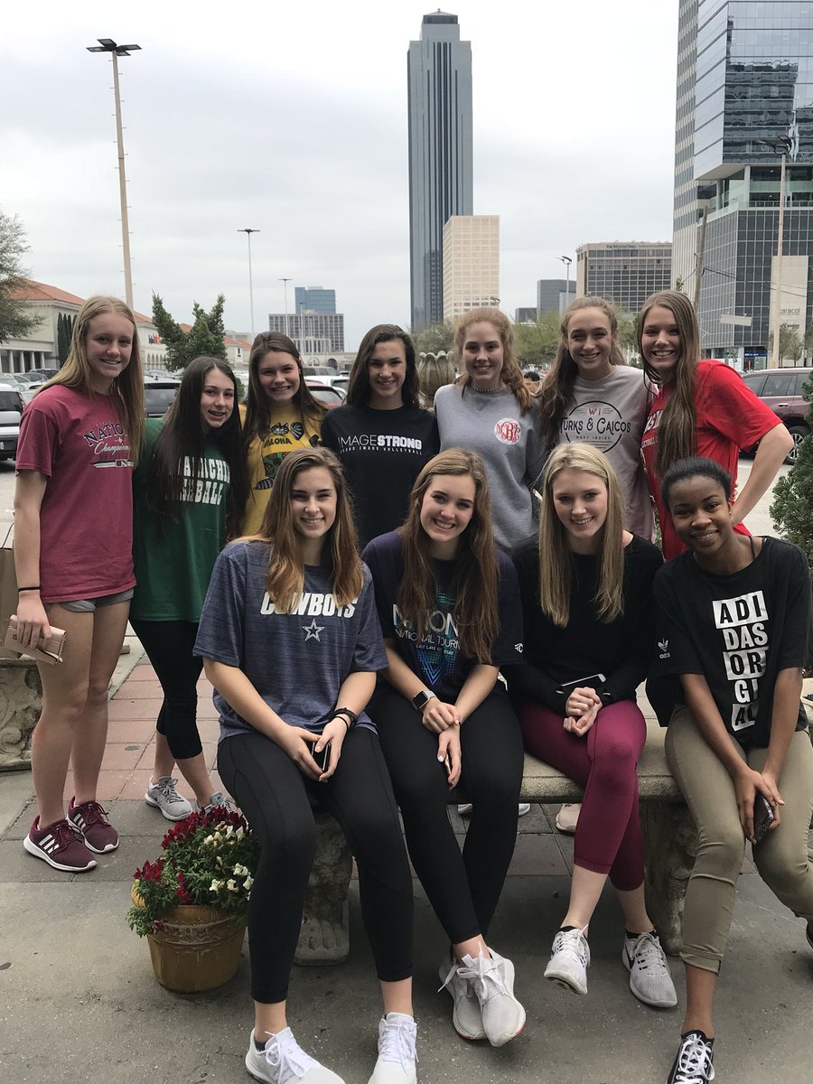 courtney_carp51's tweet image. Great looking lunch bunch! @TXImage_16Ray #TourOfTexas #ImageSTRONG