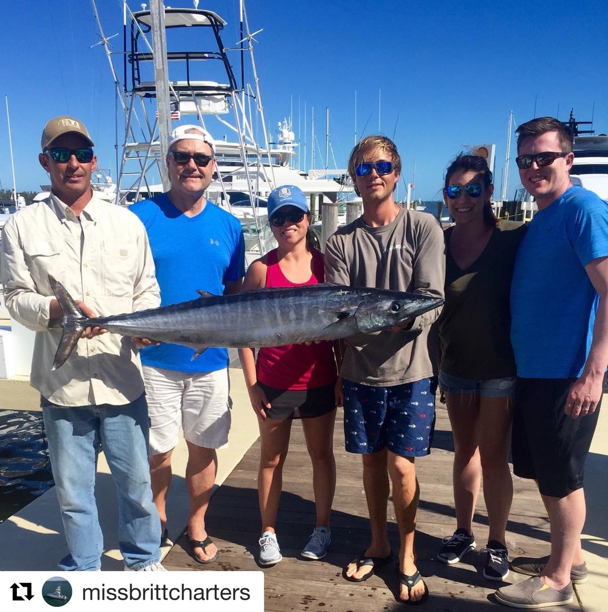 taco_marine's tweet photo. #Repost #missbrittcharters
・・・
Nice Wahoo on the 34 for Gareth &amp; Capt Jason while kitefishing #miami #pennfishing #raymarinebyflir #randrtackle #mustadhooks #yeti #tacomarine https://t.co/6neGloeM7a