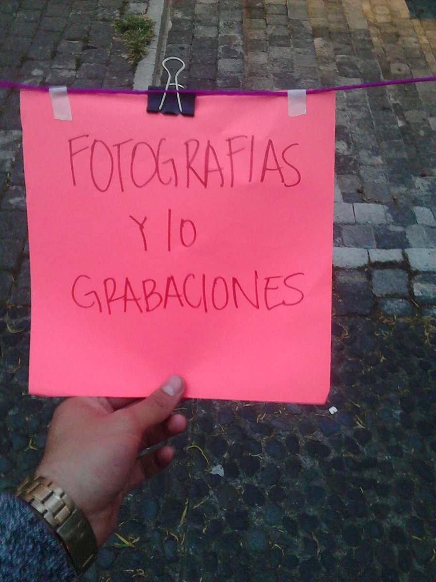 ColoxaAmezquita's tweet photo. En el nivel alto incluyó: fotografías y vídeos sin autorización, echadas de mano y violencia sexual.
#opendatadaygt
#VisualizacionDeAcosoCallejero https://t.co/7vJ7M5CfRw