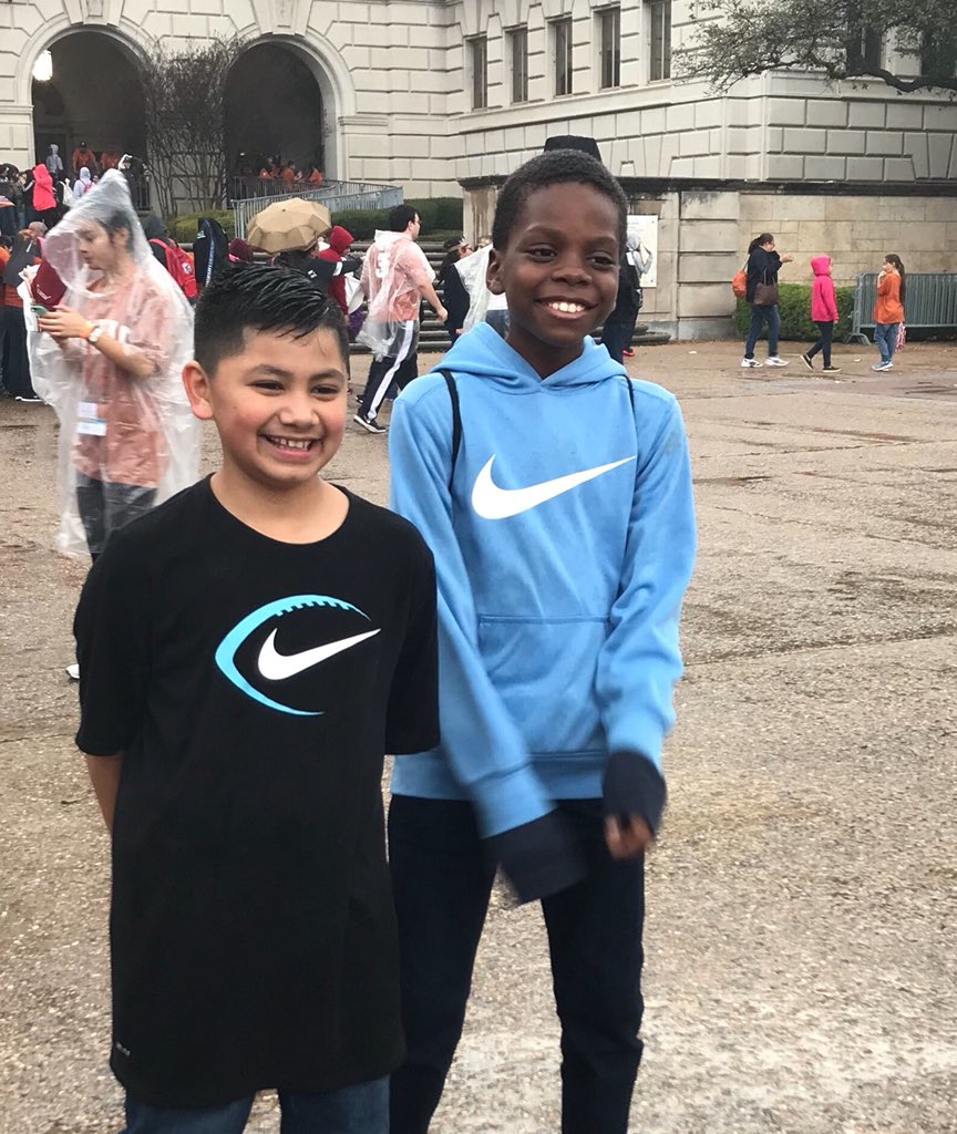 ElementaryMJ's tweet photo. Last year we took 22 students to Explore UT in Austin. This year we had 41 students and two buses. Miller’s students and parents are envisioning the future goals of college. @ElementaryMJ #ExploreUT https://t.co/WuKmO9p9LW