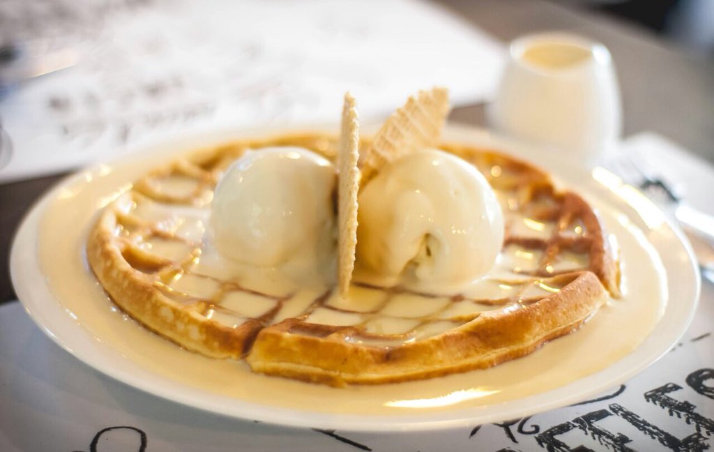 MrWafflepy's tweet photo. Introducing #waffle3leches Nuevo Sabor!! 👌🏻 Por lanzamiento entero 20.000 Gs 🤙🏻#domingo https://t.co/FoWMZmCpFr