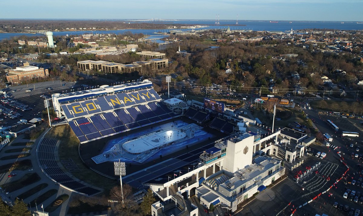 Capitals's tweet photo. Thank you to the City of Annapolis and everyone in the @NHL for putting on such an amazing event. Let's do this. #StadiumSeries #ALLCAPS https://t.co/wPomOBQybW