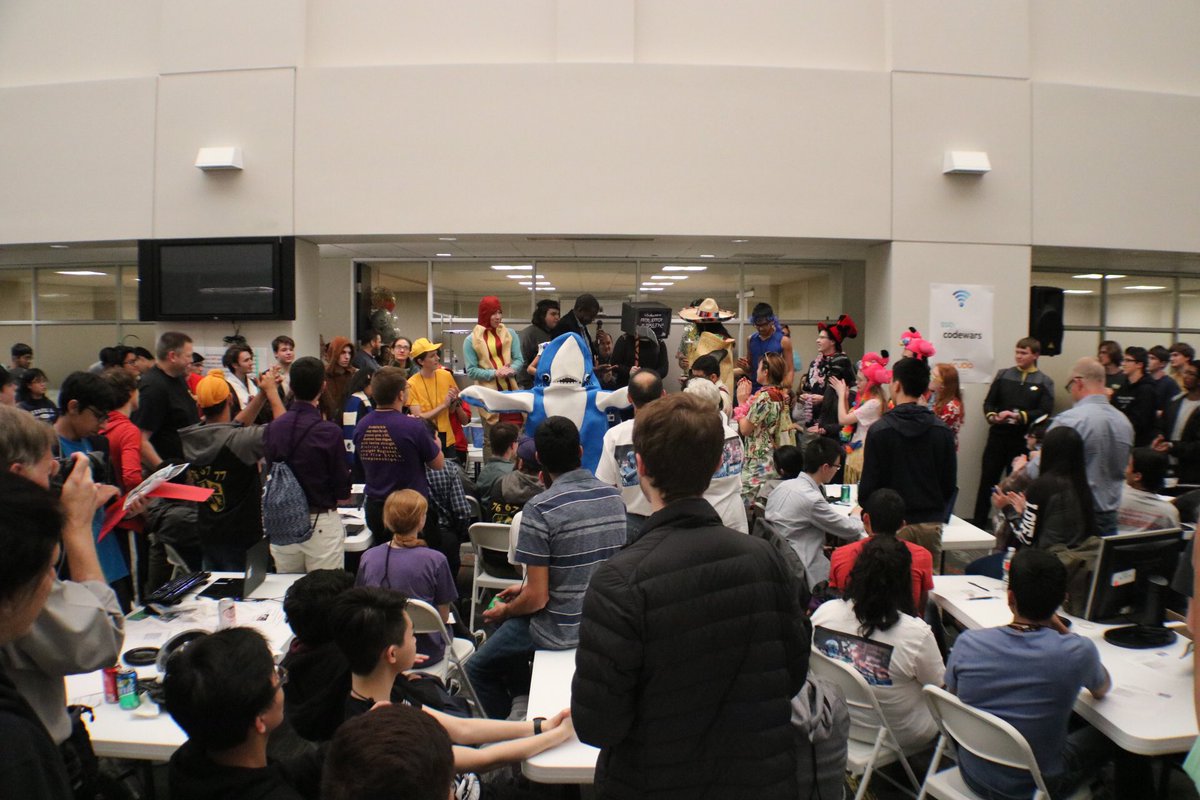 Wirelessnerd's tweet photo. The costume contest at @HPE #CodeWars2018 #CodeWarsCentral was totally awesome! Congrats to Left Shark for winning!! https://t.co/qwQ8xYCd9F