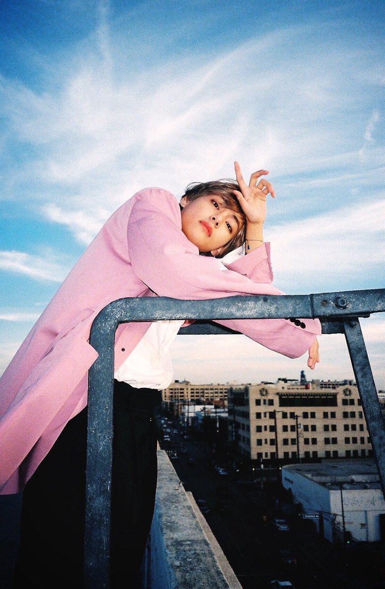 I wish I could hold you like the 𝐧𝐢𝐠𝐡𝐭 holds the 𝙨𝙩𝙖𝙧𝙨