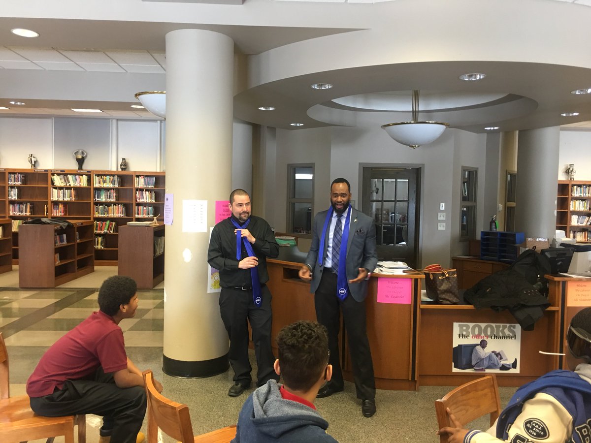 joanna_wingo's tweet photo. #mbkbuffalo
#tieceremony
Scholar were present with their MBK neckties. Thank you Hon. Ulysees Wingo for participating in our tie ceremony. https://t.co/8dDShcN0E6