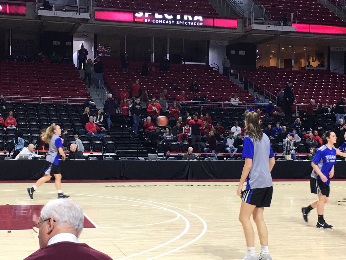 SASD_SAHS's tweet image. Fans ready for tip-off in 15 minutes at Liacouras Center. Girls b-ball about to play for District 1 Championship! #SASDPride