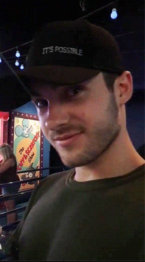 teenwolfxtheo's tweet photo. Retweet if you love Cody Christian💕 https://t.co/Kcc6pOEXzl