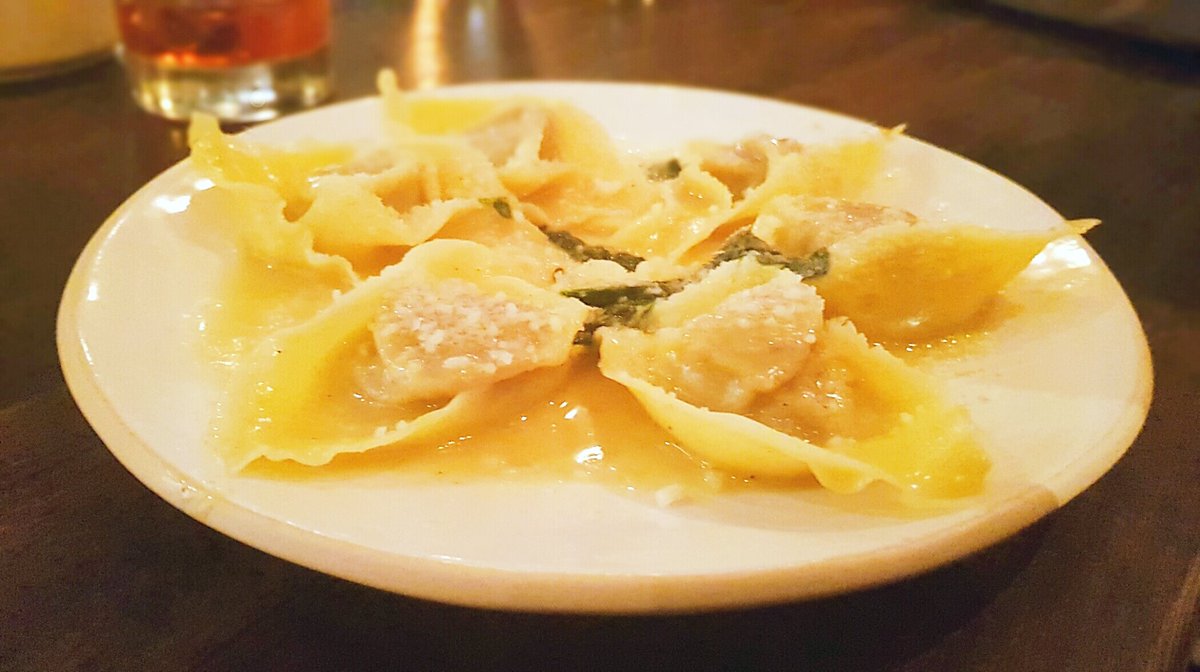 jameslikes2eat's tweet photo. Is Flour and Grape a genuine Padella challenger? Definitely. I actually think it's even better. And you don't have to queue for hours in the freezing cold to get in!
@flourandgrape
#pasta #pastalover #pasta4life #pastaheaven #pastahunter #londonpasta #londonrestaurants https://t.co/QQvxjaLMEh