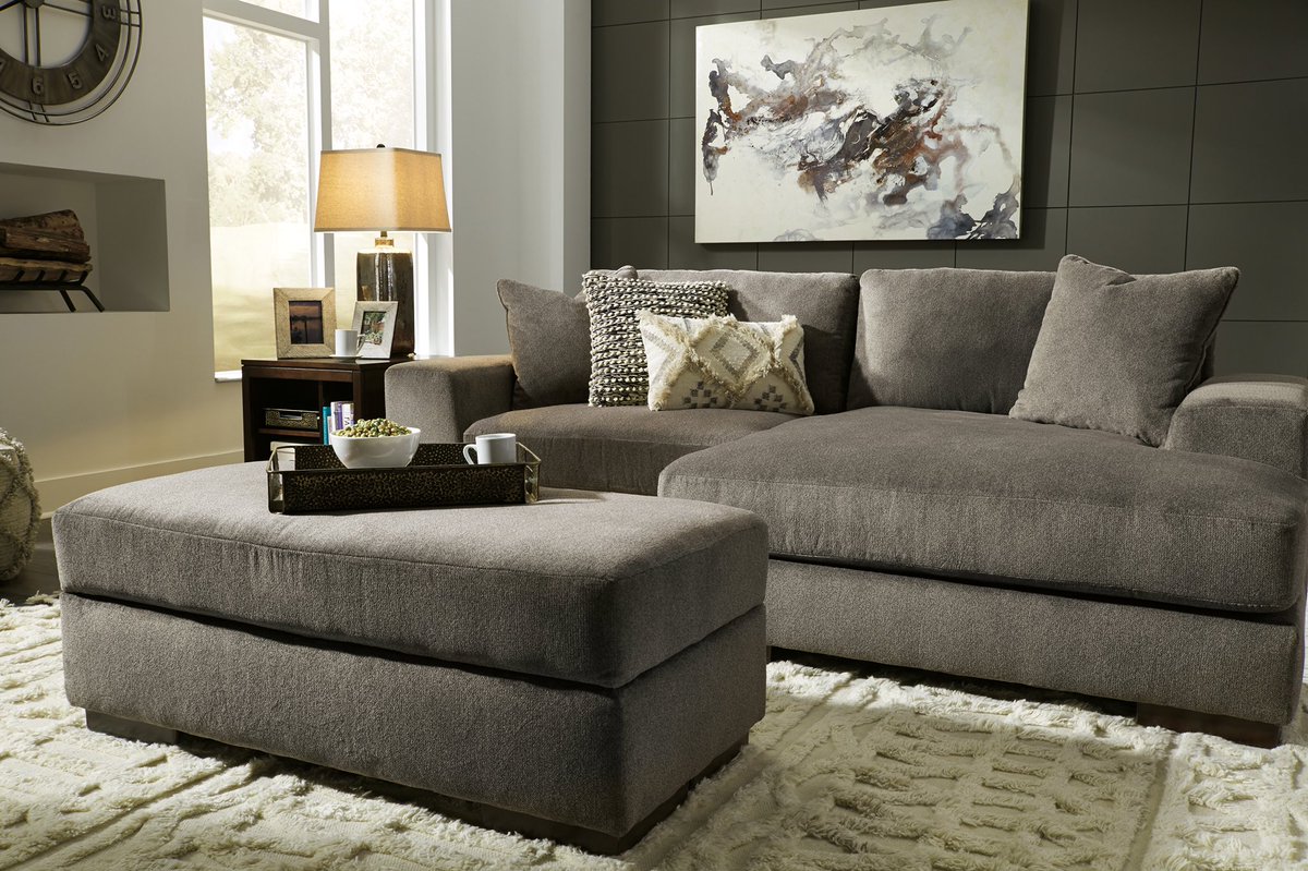 MJM_Furniture's tweet image. Small space with big comfort!
#mjmfurniture #sofa #sectionalsofas #sectional #home #newhome #condo #apartment #smallspace #homedecor #instahome #instadecor #livingroom #familyroom #modernfurniture #contemporary