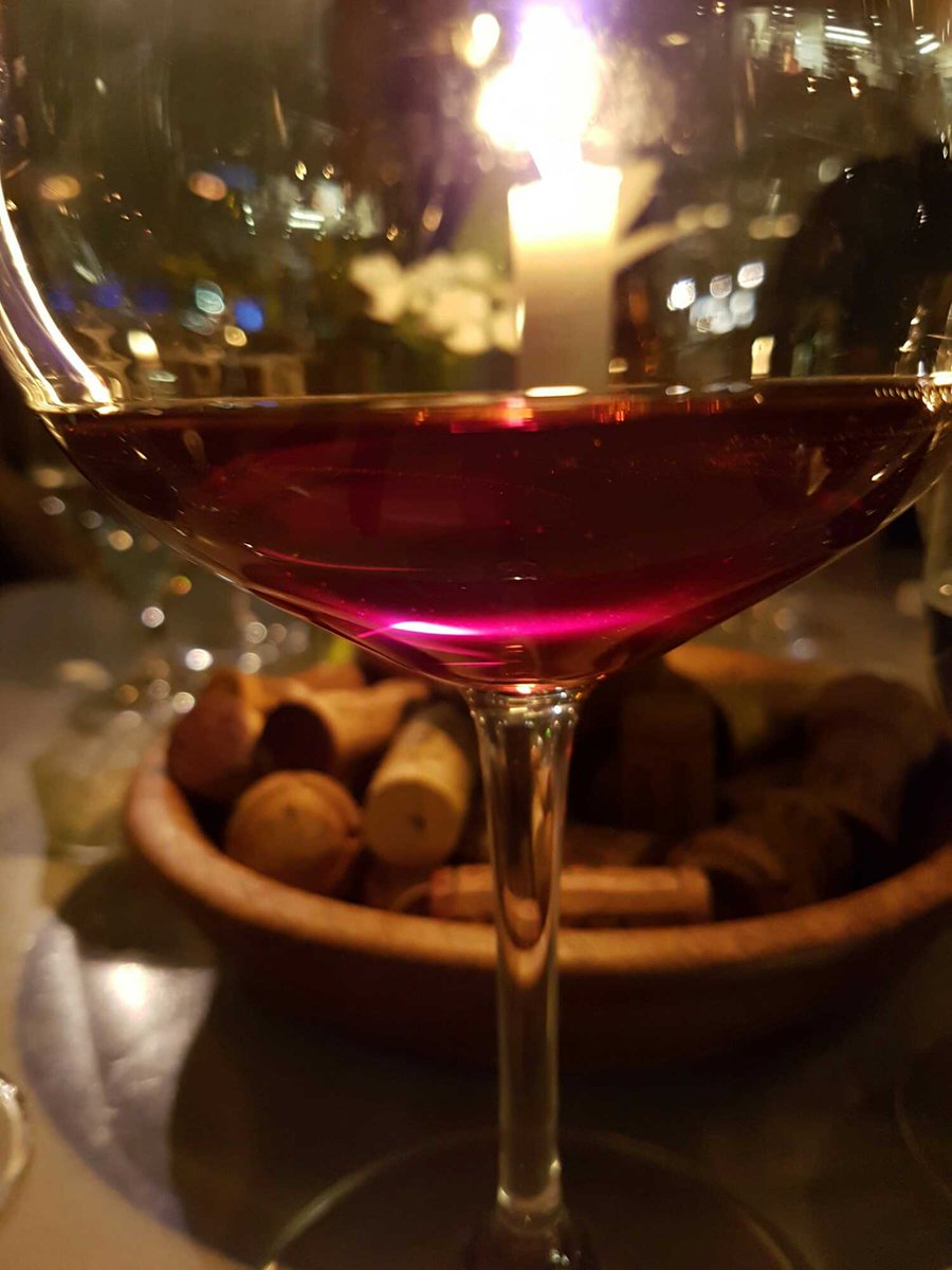 BeerikLinder's tweet photo. #9, Bommen &amp; Granaten, i överdimensionerat glas! https://t.co/9LLmPV9jJd