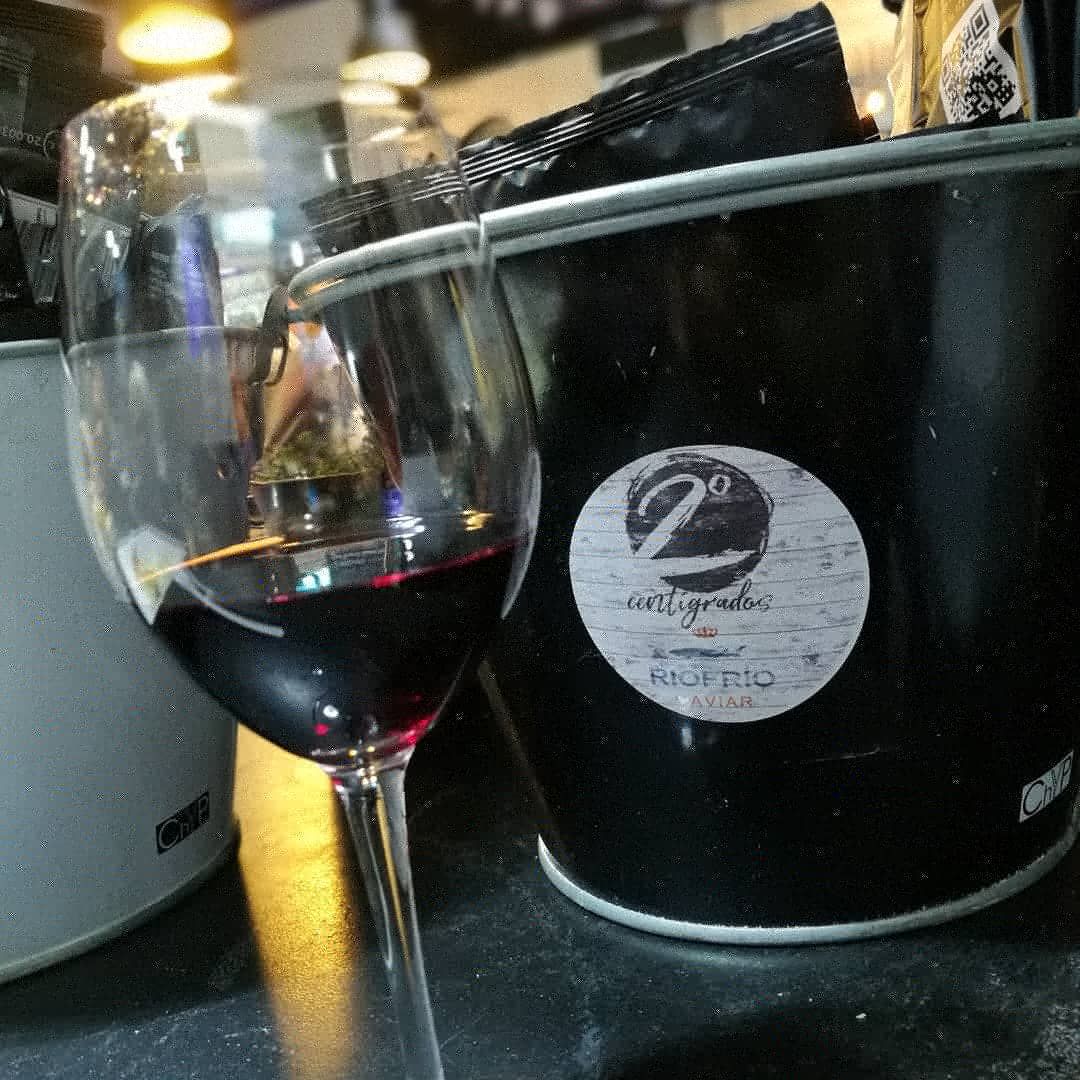 2gcentigrados's tweet photo. 🥂❤️Acércate a disfrutar de la #nocheenlarecova con nosotros
¡Abrimos hasta las 00:00!
#venasantacruz #VenSantaCruz 
#Tenerife #gastro https://t.co/m7KVoIxMar