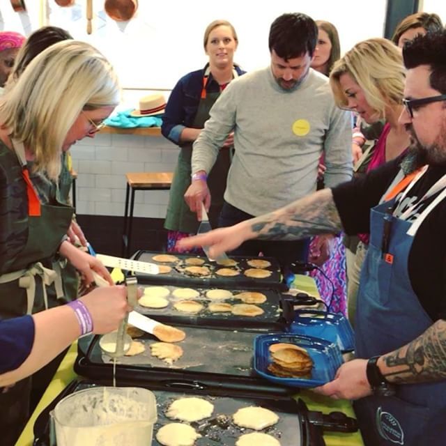 SofritoProject's tweet photo. Guests practicing their pancake skills with @chefbkalman! 🥞🥞🥞 #chswff #workshopchs #chseats #sofritoproject https://t.co/mNgJoo97Ld https://t.co/m3XxwIbKzR