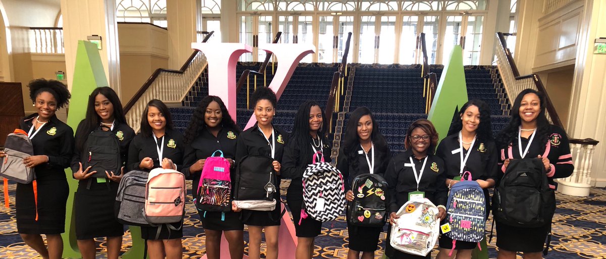 TroyAKAs's tweet photo. #onemillionbackpacks drive #MA1978 #AKA1908 #serc2018 💗💚 https://t.co/dAoI4CDQhy