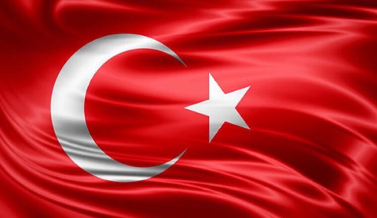 VeyselGiley's tweet photo. Önce kendi kulübüme @GalatasaraySK daha sonra @TFF_Org çağrımdır!

Önümüzdeki hafta tüm kulüpler göğsünde Ay Yıldızlı ve @MehmetcikVakfi logolu formalarla sahaya çıksın.

Mehmetçiklerimizle bir bütün olalım, tek vücut olalım bunu onlara hissettirelim. https://t.co/00hrnoj8bJ