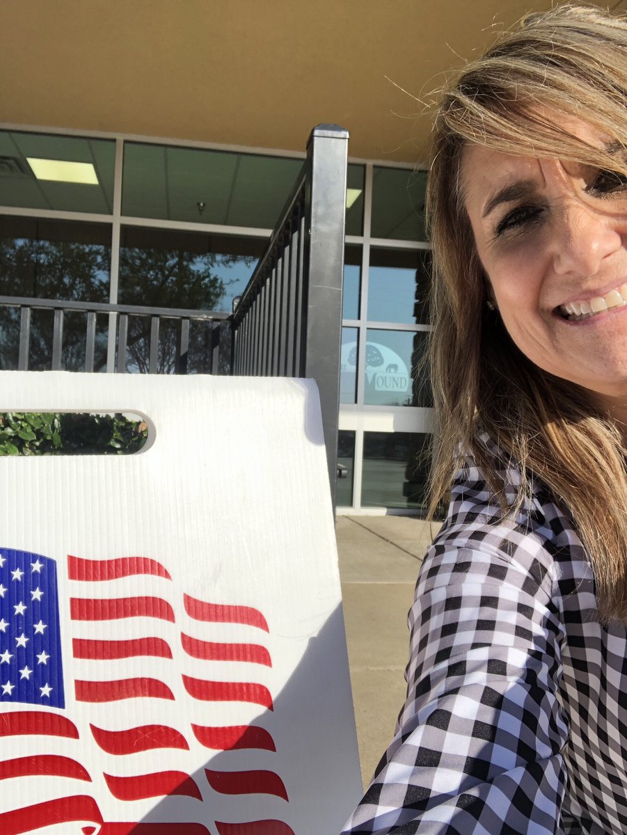 moorelgm's tweet photo. I used my Texas Teacher Voice. #TexasTeacherVoice #LewisvilleISD #Donald_ES https://t.co/vZmZAXIeTW