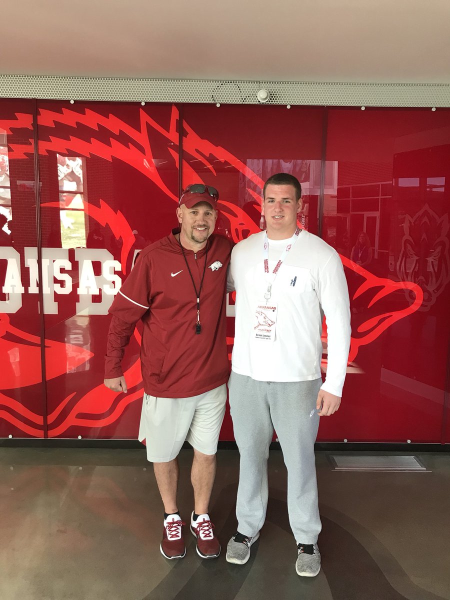 beaux_knows_'s tweet photo. Beyond excited amd blessed an offer from @RazorbackFBRec!!!! #WPS https://t.co/Myncfh1FUa