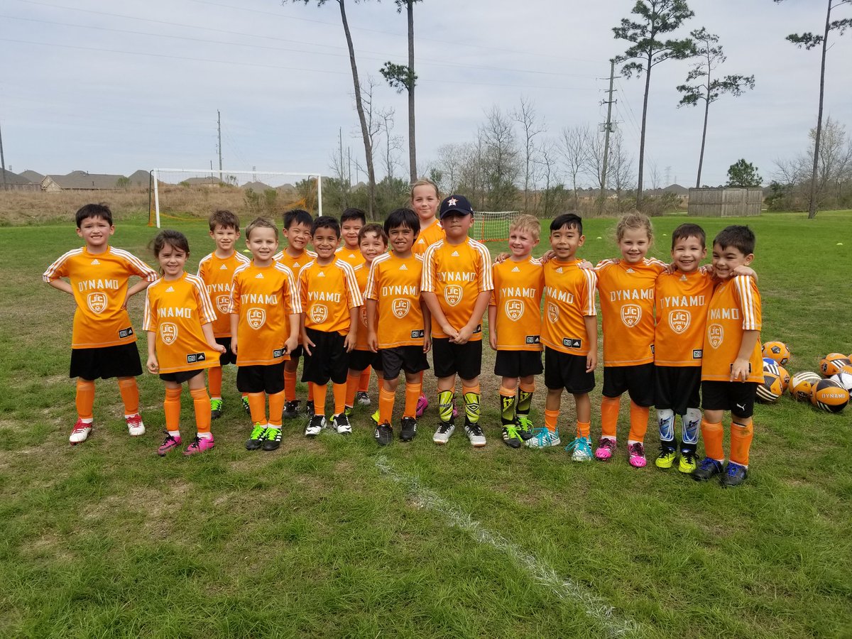 jcsportshouston's tweet photo. #HoustonDynamo #EarlyPlayerDevelopment at #jcsportshouston #greatsoccertraining today! https://t.co/IPQIXGtpmp