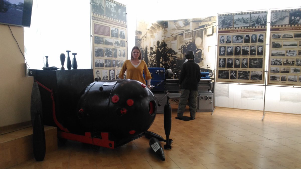 efanova_ae's tweet photo. Побывала на заводе АО "ТЯЖМАШ". Теперь я осознала  всю мощь и масштабы тяжелого машиностроения. 
Вы представляете процесс изготовления изделия размером с 5-ти этажный дом?  А как это потом доставить например в Индию?  А вот для сотрудников завода это вполне обычное дело😉 https://t.co/HTQrg5QBT5