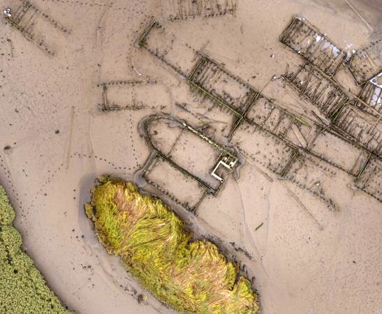 And finally - in #BritainAtLowTide – we confirmed that we were looking at the first diving bell barge on the Clyde – but to read about the initial detective work, see our blog  wp.me/p2waVy-eq