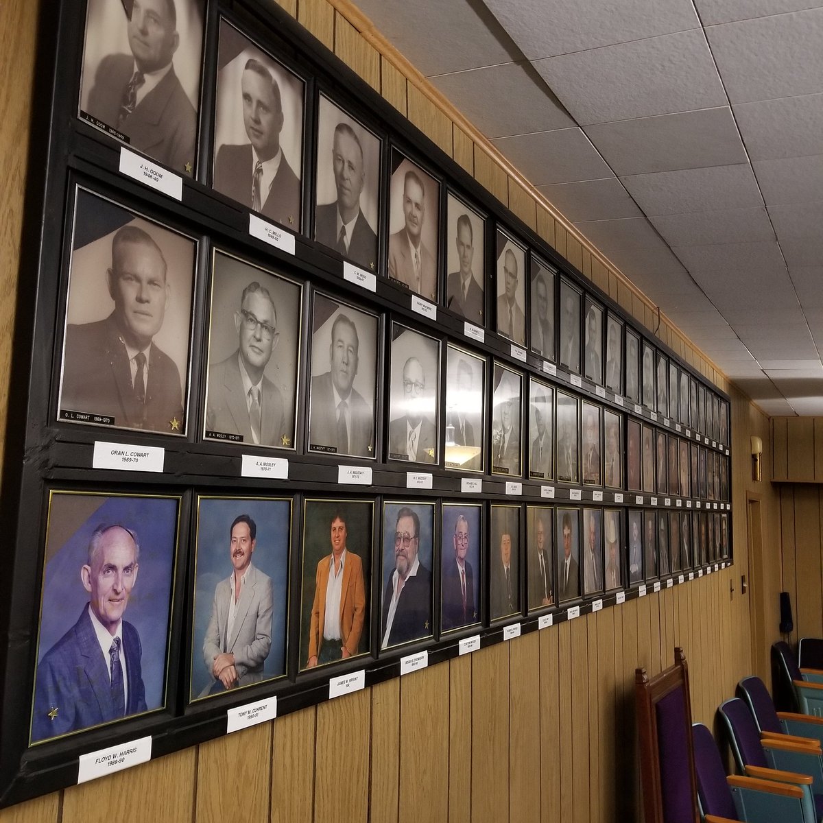 Cafortner1304's tweet photo. The wall of C. A. Fortner Past Masters. https://t.co/Xp4jzHixFV