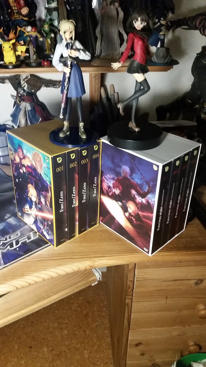 KamuiKuroshi's tweet photo. HAPPY KAMUI IS HAPPY!❤
Sehen sie nicht wunderhübsch aus, wie sie dort gemeinsam mit meinen beiden DVD-Boxen stehen? Ein perfekter Abschluss für einen großartigen Tag!
#Fate/Love
#RinSaber
#BestAnimeEverCreated
#Perfection https://t.co/fupoZNPTHP