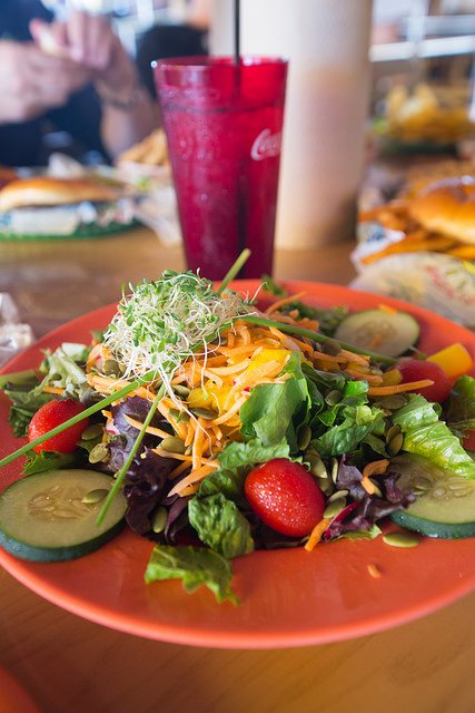 LuLusDestin's tweet photo. Eating light? Try one of our tantalzing salads at #LuLusDestin! https://t.co/Y8Bgo1Ym9l