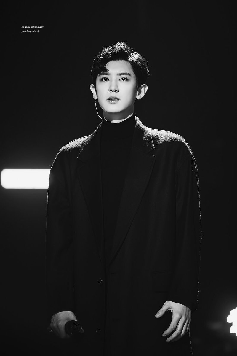 justdoitsoph's tweet photo. #EXOL #iHeartAwards #BestFanArmy  @weareoneEXO https://t.co/tdCWmDqo5U
