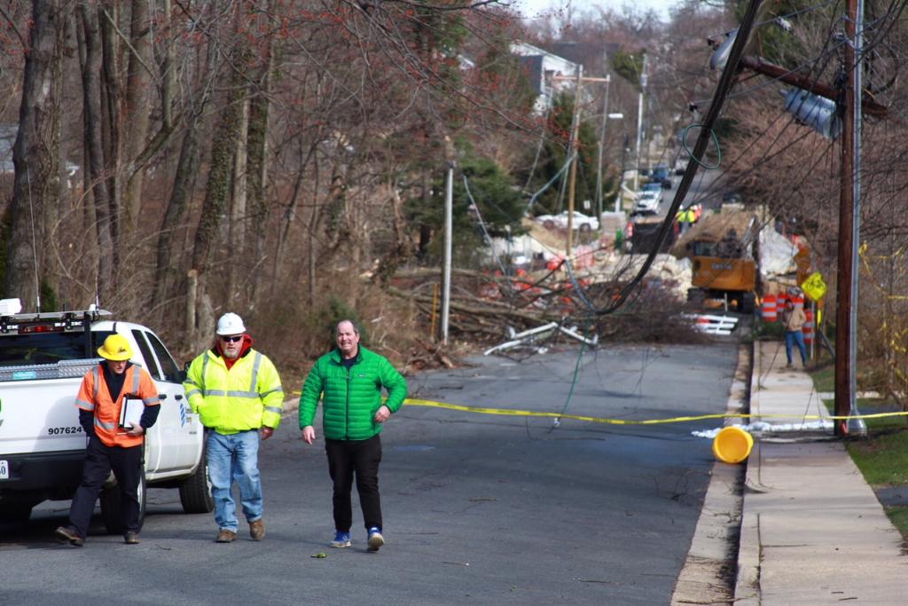 DominionEnergy's tweet photo. We have a new top 5 on our storm list: This windstorm ranks as 1 of the top 5 most damaging storms in our history, topped by Hurricanes Floyd, Isabel &amp; Irene, &amp; the Super Derecho of 2012. Our system experienced 24 hrs of wind gusts over 40mph &amp; 12hrs of wind gusts over 50mph. https://t.co/IH7FoEYrM5