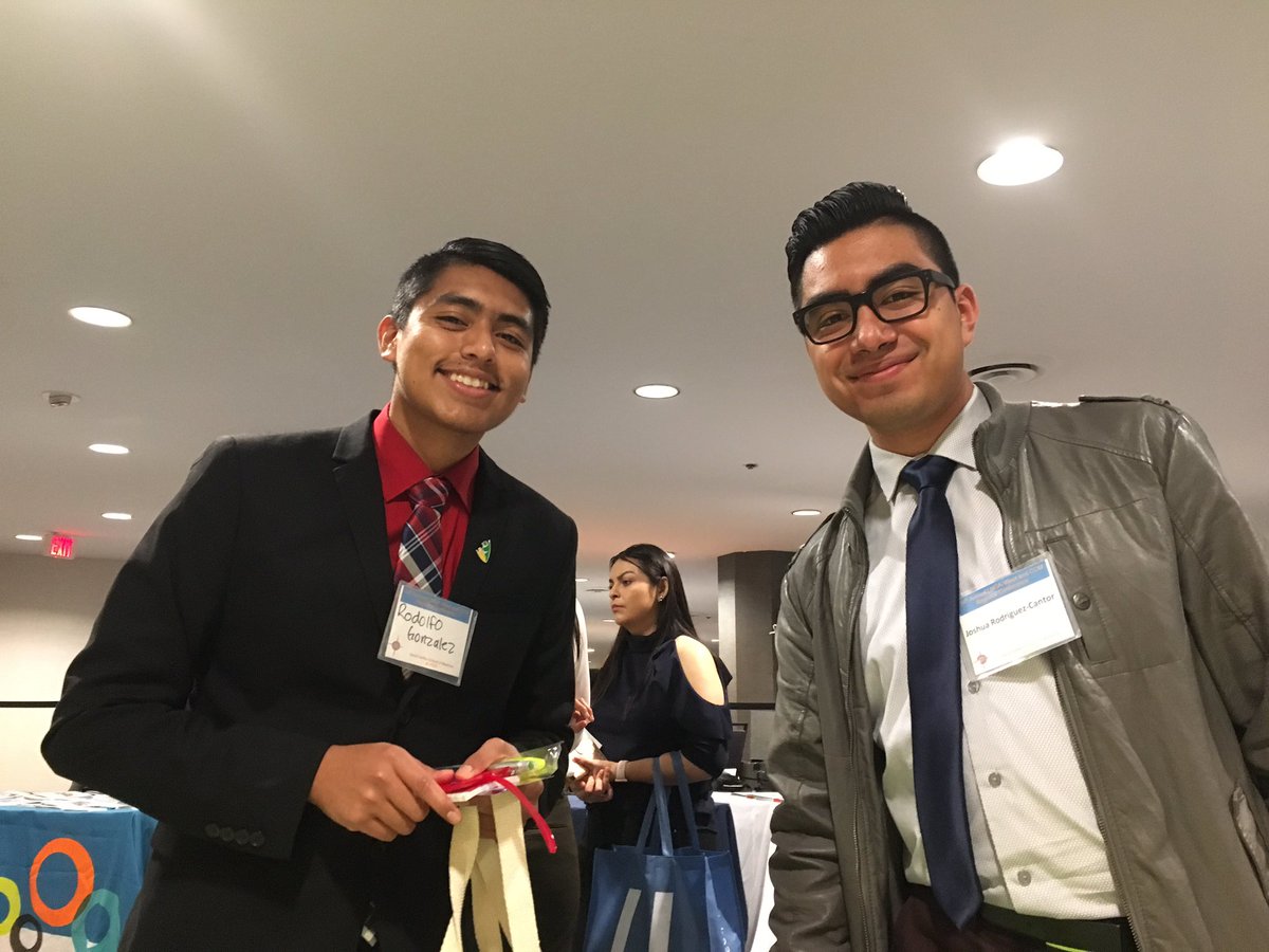 Stephanie Castillo (@thebananamd) on Twitter photo #LMSA We ❤️ our visitors. Lots of questions about our KP med school opening up in 2020! <a href="/KPSDFMR/">KP San Diego FM Residency Program</a> @LMSA_National <a href="/KPSanDiego/">Kaiser Permanente San Diego</a> <a href="/KPMedSchool/">Kaiser Permanente Bernard J. Tyson School of Med</a> #LMSA We ❤️ our visitors. Lots of questions about our KP med school opening up in 2020! <a href="/KPSDFMR/">KP San Diego FM Residency Program</a> @LMSA_National <a href="/KPSanDiego/">Kaiser Permanente San Diego</a> <a href="/KPMedSchool/">Kaiser Permanente Bernard J. Tyson School of Med</a>