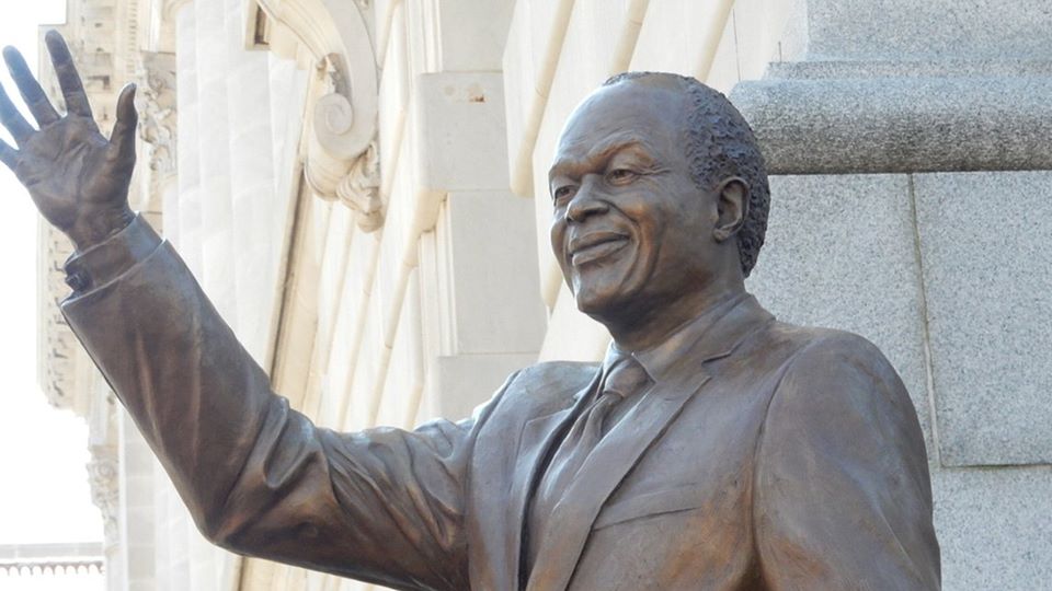 Your tax dollars at work: Statue erected for former crack-smoking DC Democrat Mayor