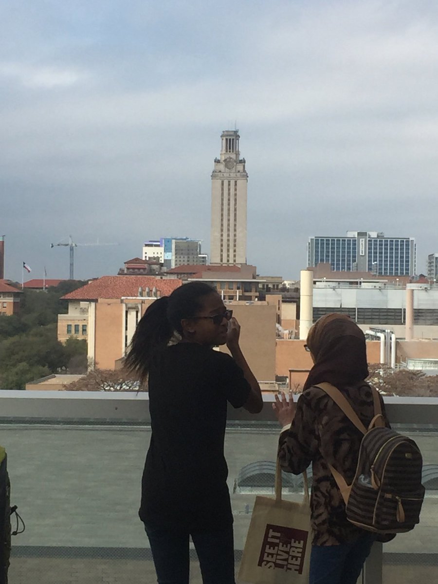 lauraeavalos's tweet photo. Brought a fantastic group of students to #ExploreUT . We had fun exploring the campus. @Apollo_Panthers #ApolloGearUp https://t.co/6WMY8QGoDM