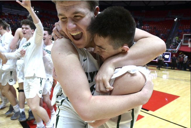 They did it. A PERFECT SEASON.
<a href="/Olympus_High/">Olympus High School</a> takes down Corner Canyon to bring home the state crown.
bit.ly/2I2KiiG