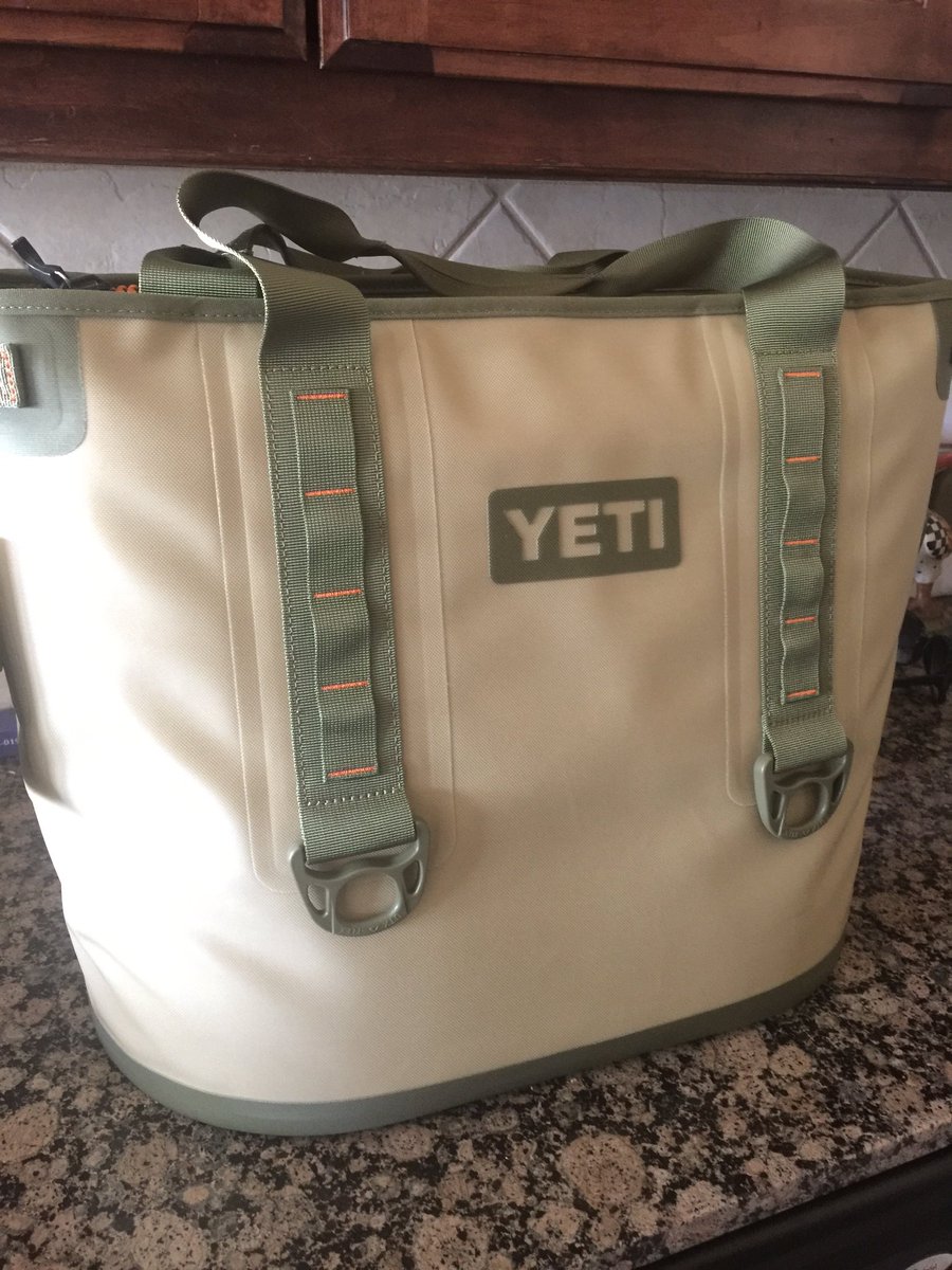 SNoland10's tweet photo. Got an early birthday present! #Niceeeeeee https://t.co/VG0XOmjl1d