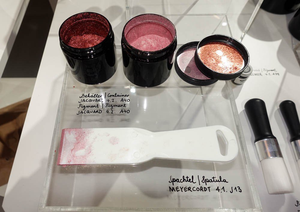 Creativeworld 2018 Trend Show Tour, Part 1: The Purist scrapbookupdate.com/2018/03/03/cre…