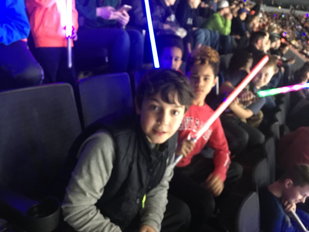 Lisa_Heyne's tweet photo. Happy 10th birthday to Jonas at the Griffins!  @griffinshockey #gogriffins https://t.co/6cmd7aNx8d
