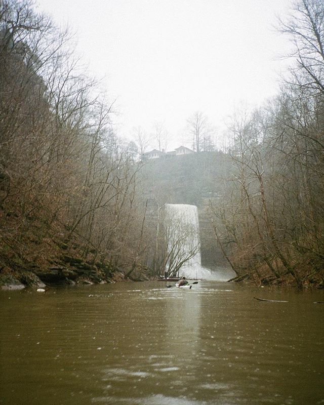 TNExplorersClub's tweet photo. Found a dream home on top of Fancher Falls. The only way we could get here was by kayaking to the base of the falls. @tnwildernessco and I went early in the morning to get here before the rain came in. The kayak trip only took about an hour and a half from the cookeville boa… https://t.co/t3I7PTbyFX
