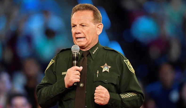 RyanAFournier's tweet image. Ignored 39 opportunities to prevent the FL shooting.

Ignored 18 calls warning about the shooter.

Has four deputies who cowered outside while kids were massacred.

Blames the NRA.