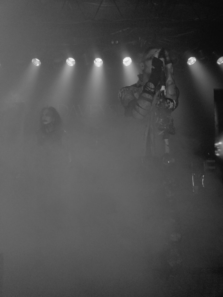 wakingthefire's tweet photo. Epic nights can easily turn into early mornings with friends. Case in point, that was last night. It's important to surround yourself with good people and I certainly do that with @derekobscura @DAVEYSUICIDE @nikogemini @stitcheddrummer. π #ridethesnake #snakeriders #snakecrew https://t.co/Qbe89l23G4