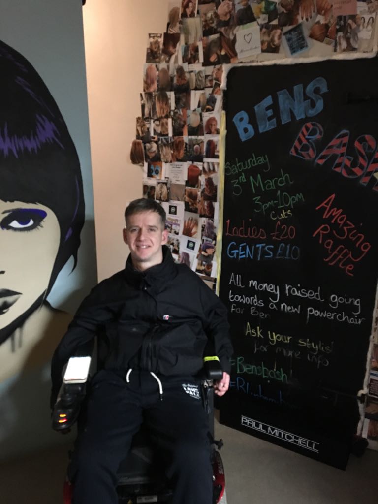 benwimbushSCORD's tweet photo. Thanks to everyone who worked today @Hazel2502 #Blueberrybangs #salon #BensBash in #Chorlton #Manchester you all worked so hard & have raised just over£1000which will be added to my @gofundme page #thankyou #blessed #disabled #crowdfunding #wheelchairuser https://t.co/xKIrRM3jM0 https://t.co/Fne1GXZau5