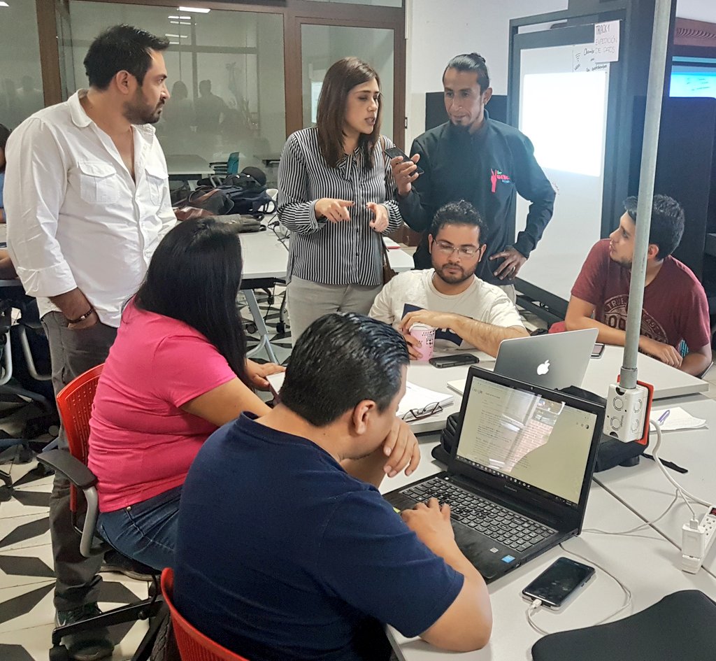 cesarlp's tweet photo. Junto con @MariaolgaE de @IRI_es estamos en el #OpenDataDayGT #OpenDataDayGT entre la #Data se está usando la encuesta de Victimización & Percepción de Violencia de La Esperanza #Guatemala apoyada por @NEDemocracy
¡Excelente convocatoria! 👏 https://t.co/1V3P0HEXjH