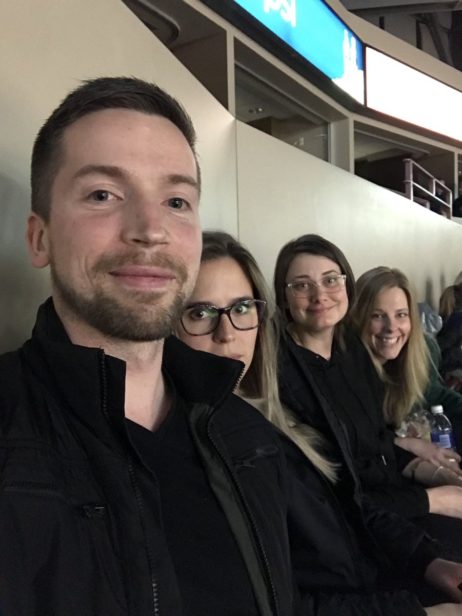 mcrosbie's tweet image. First @stjohnsedge game! 🏀#tweetyourseat #backrow