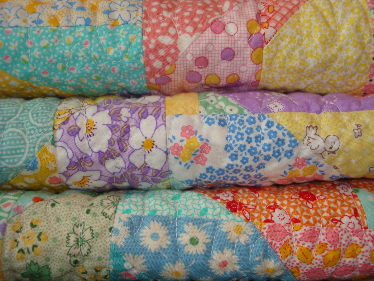 ContemporaryQ's tweet photo. A bright new quilt for sale on etsy!: https://t.co/2Sm0bsZQ3w https://t.co/cBQbQkL9MU