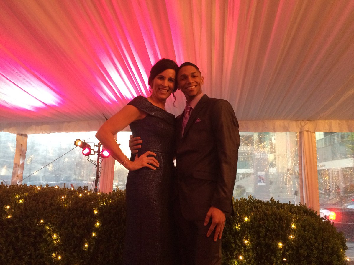 CLTballet's tweet photo. Team Patty and Juwan dancing for @CSARTS #CLTBalletGala https://t.co/AfO6g8kEkP