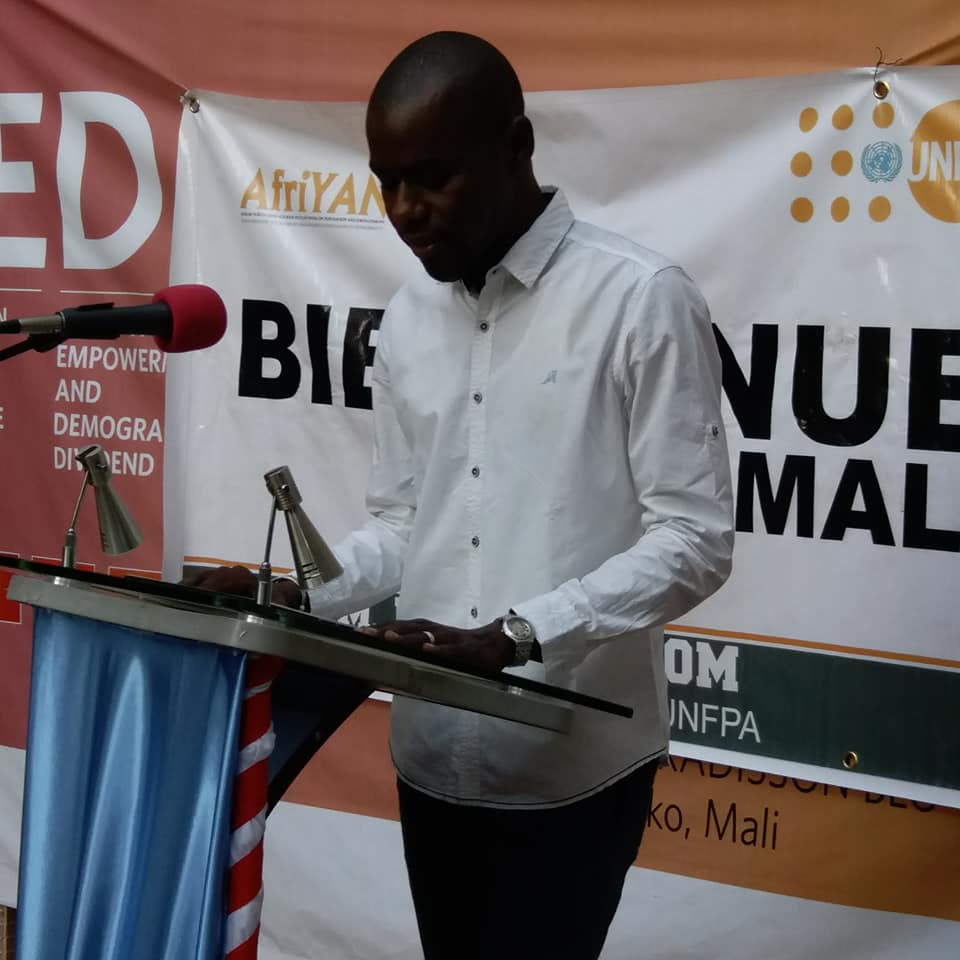 Les #jeunes constituent le moteur de la croissance économique à condition de créer des conditions pour leur employabilité <a href="/HafizouBoncana/">Hafizou Boncana</a> , Coordonnateur de <a href="/MaliAfriyan/">AfriYAN Mali</a> #PutYoungPeopleFirst #Mali <a href="/mabinguengom1/">Mabingue Ngom</a> <a href="/JosianeYaguibou/">Josiane Yaguibou</a> <a href="/PresidenceMali/">Presidence Mali</a> @AminataMKeita #Demdiv