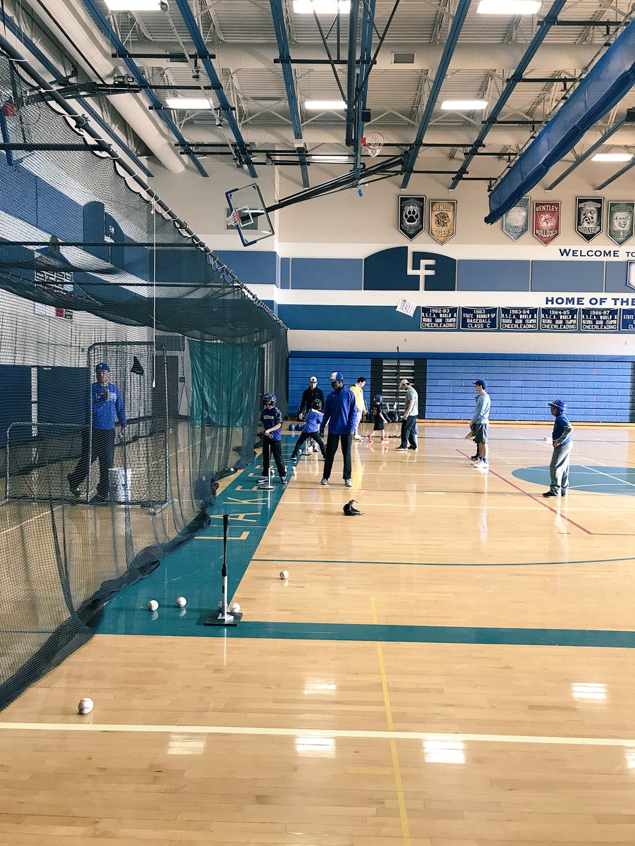 CoachLaRowe's tweet photo. 3rd Annual Little League Clinic this morning was a success. The future looks bright for the Blue Devils. https://t.co/4W5avmWFqW