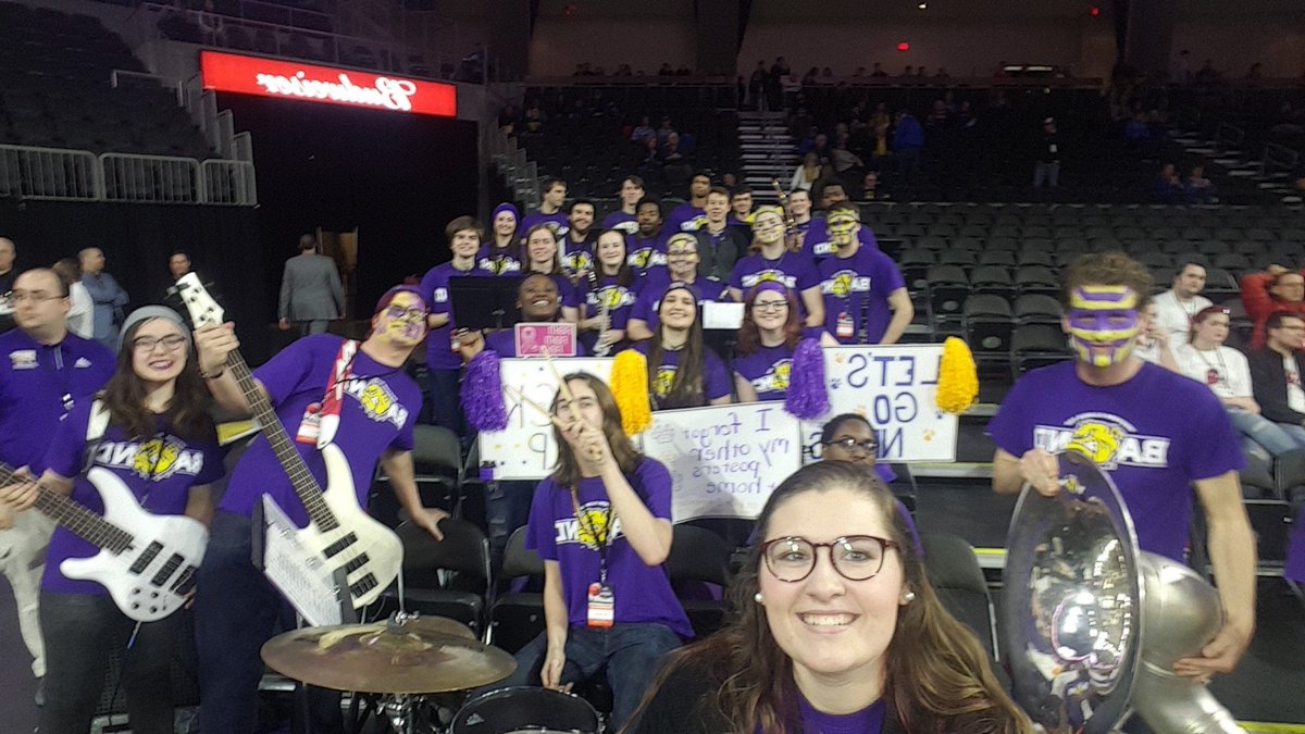 JellinwithKelly's tweet photo. Let's go Necks!! #March2TheSummit #WIUGameday #WIU https://t.co/CTX8eCMJSQ