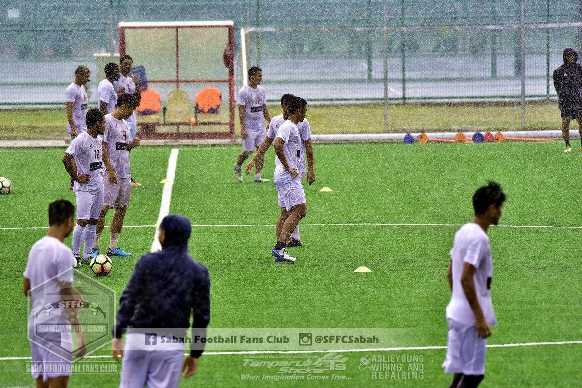 RuizElevenXI's tweet photo. R&G EN #MALAYSIA🇲🇾
#Pre_Match_PremierLeague🏆
•Entrenamiento previo al partido de mañana que disputará el @sabahfamedia🇲🇾 de #9HéctorPitoRamos🇵🇷 ante #MISCMIFA🇲🇾.
⚽️🇵🇷👍🏽 https://t.co/wVrzPMIBGd