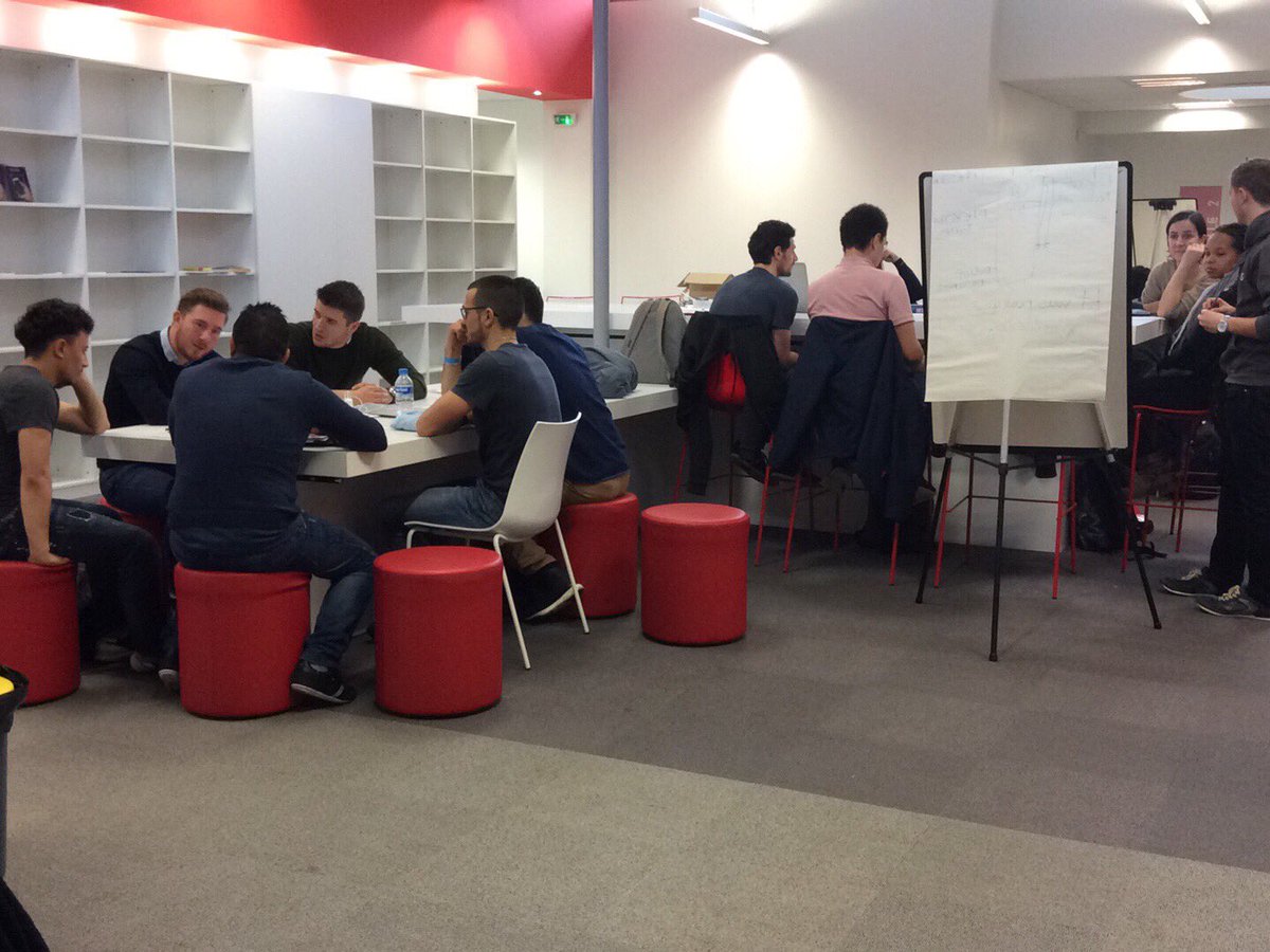 pierreAlzingre's tweet photo. #techthefutur permet une autre collaboration entre étudiants, entreprises et territoires. C'est aussi une autre façon d'apprécier les projets en développement. Soyez #genorme , soyez #hypertinent, soyez #futurable....@IncubMinesAles @enscmchimiemtp @CreditAgricole @CCIHerault https://t.co/I6PaRSCOuh